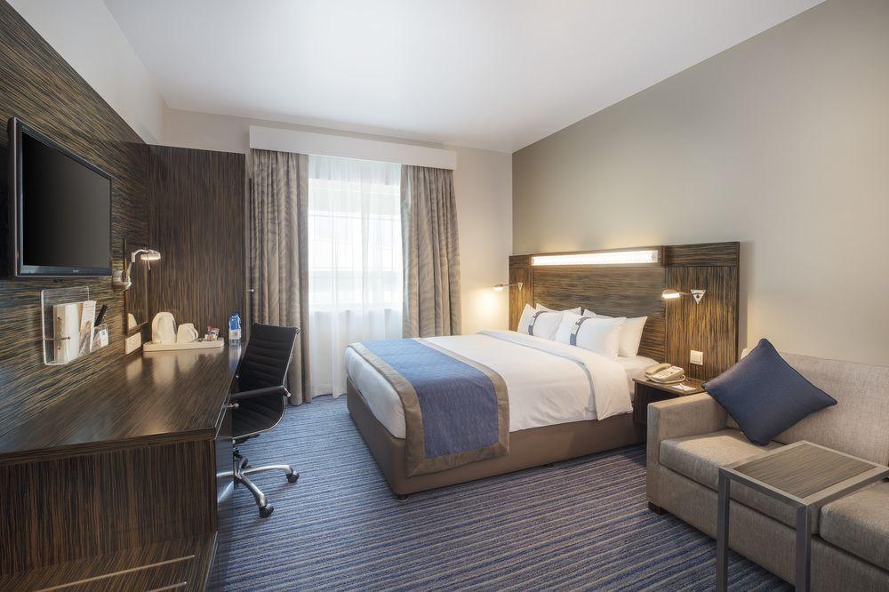 Holiday Inn Express Dubai Safa Park, An Ihg Hotel Zewnętrze zdjęcie