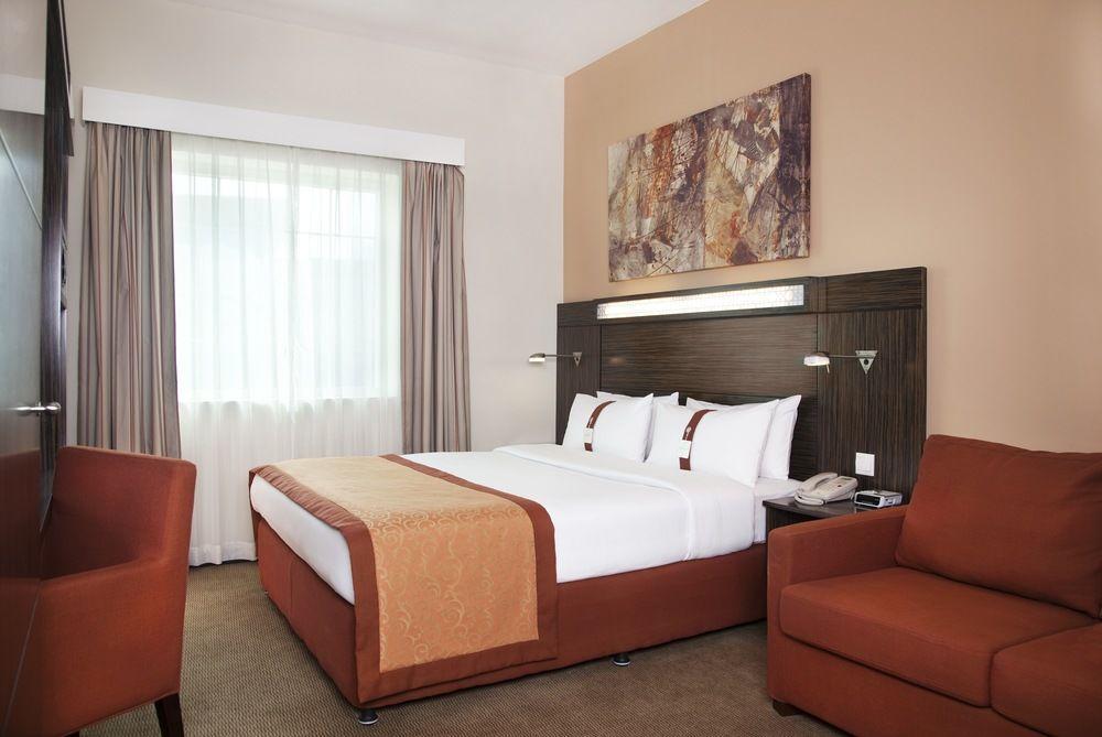 Holiday Inn Express Dubai Safa Park, An Ihg Hotel Zewnętrze zdjęcie