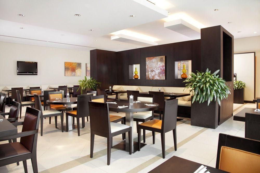 Holiday Inn Express Dubai Safa Park, An Ihg Hotel Zewnętrze zdjęcie